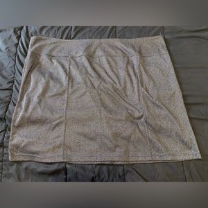PLUS SIZE grey mini skirt size 5x